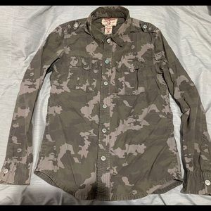 True Religion Camo Button Up Long Sleeve Shirt (M)